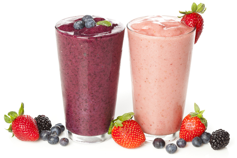 power-breakfasts-fruit-and-yogurt-smoothie
