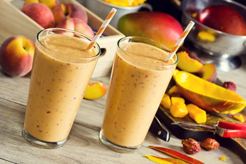 tropical-peach-and-mango-smoothie