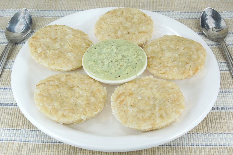 healthy-snacks-for-kids-oat-idlis