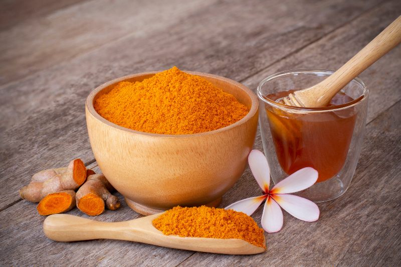 Home Remedies for Asthma - Turmeric and Honey 