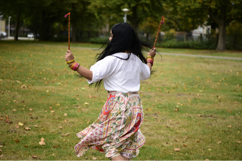 Garba exercise during Navratri_activ living