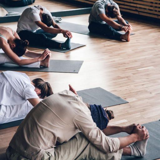 Yoga in summer_Activ Living Community