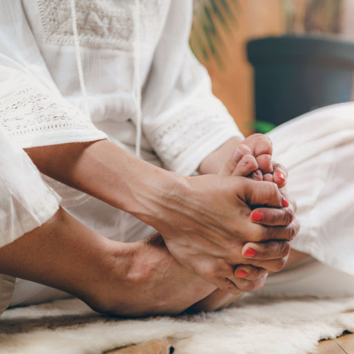 benefits of Kundalini yoga poses_activ living