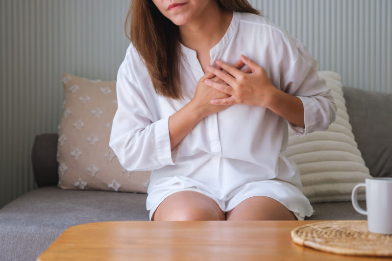 Chest Pain Symptoms In Women_Activ Living Community