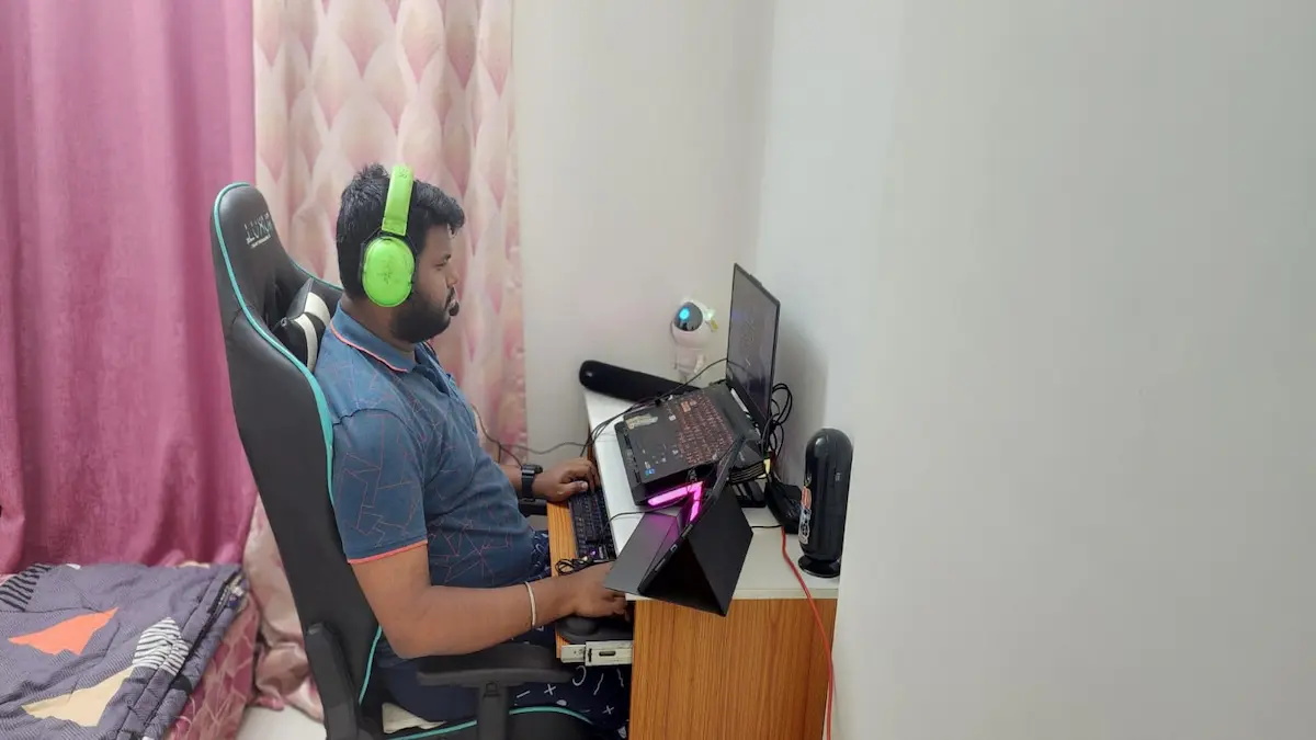 playing games_Activ Living Community